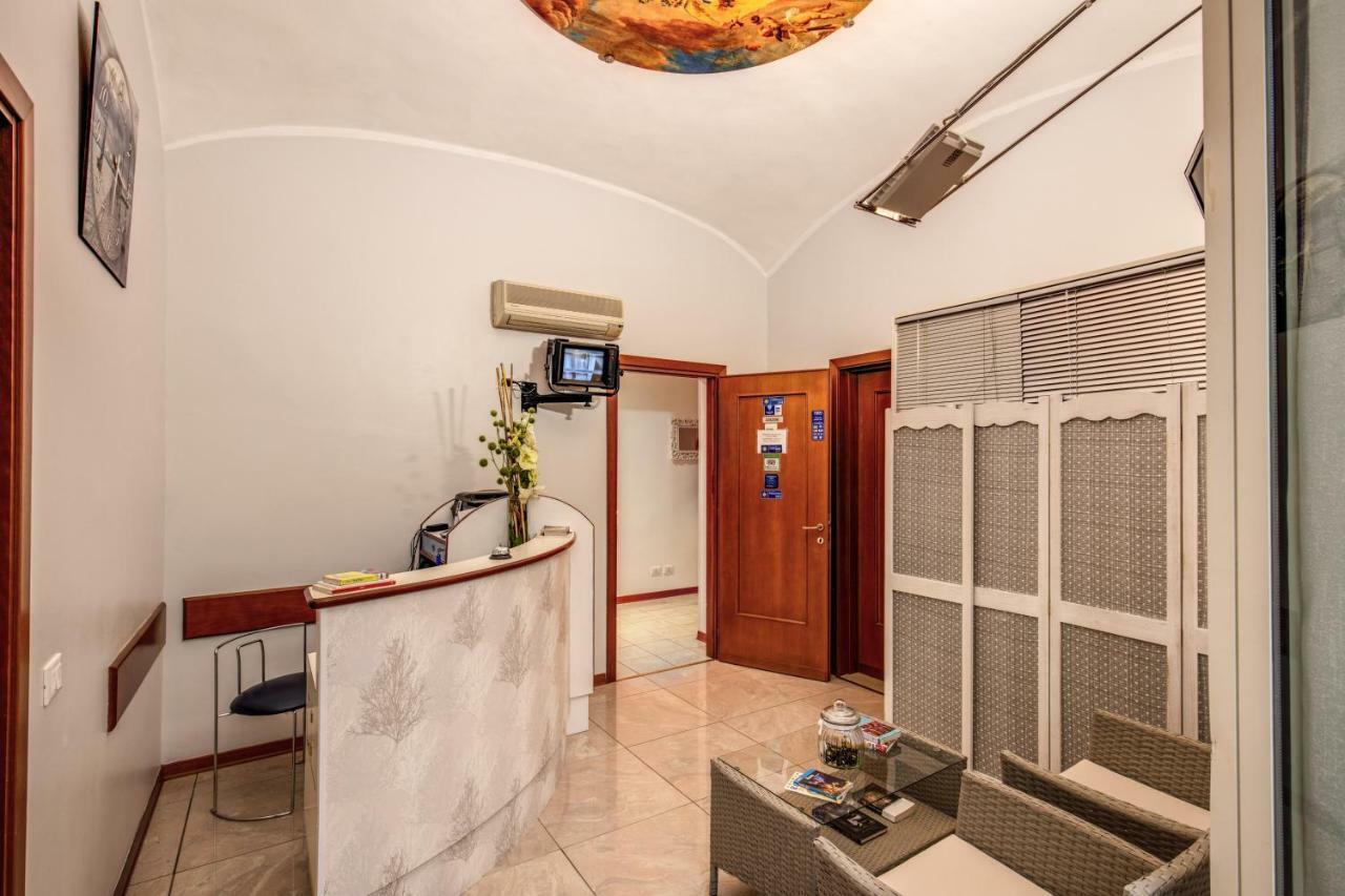 Casa Carra Otel Roma Dış mekan fotoğraf